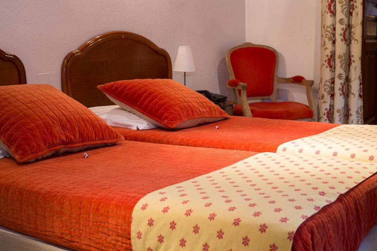 Le Castellas Hotel & Spa - Teritoria Collias 外观 照片
