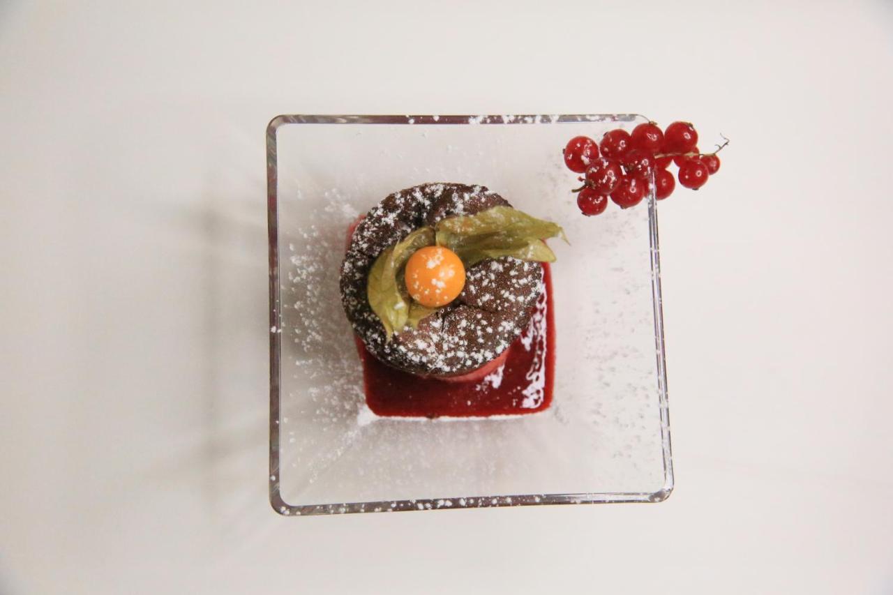 Le Castellas Hotel & Spa - Teritoria Collias 外观 照片
