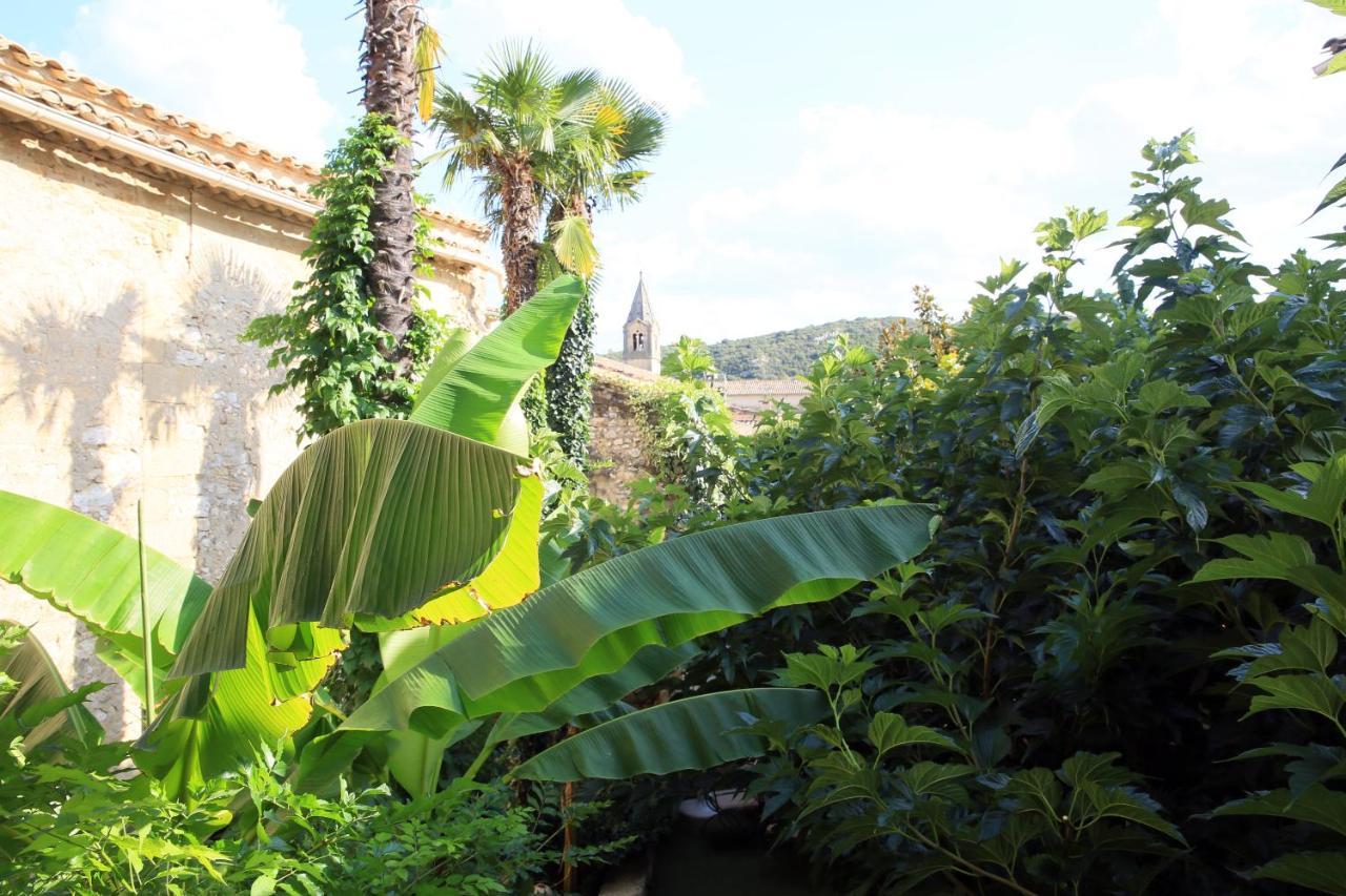 Le Castellas Hotel & Spa - Teritoria Collias 外观 照片
