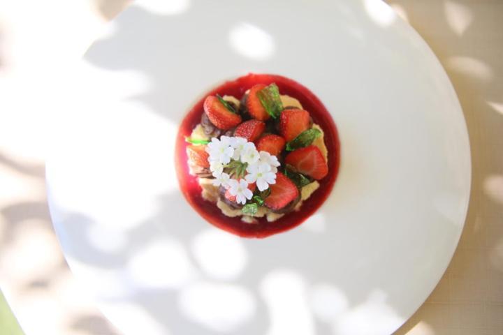 Le Castellas Hotel & Spa - Teritoria Collias 外观 照片