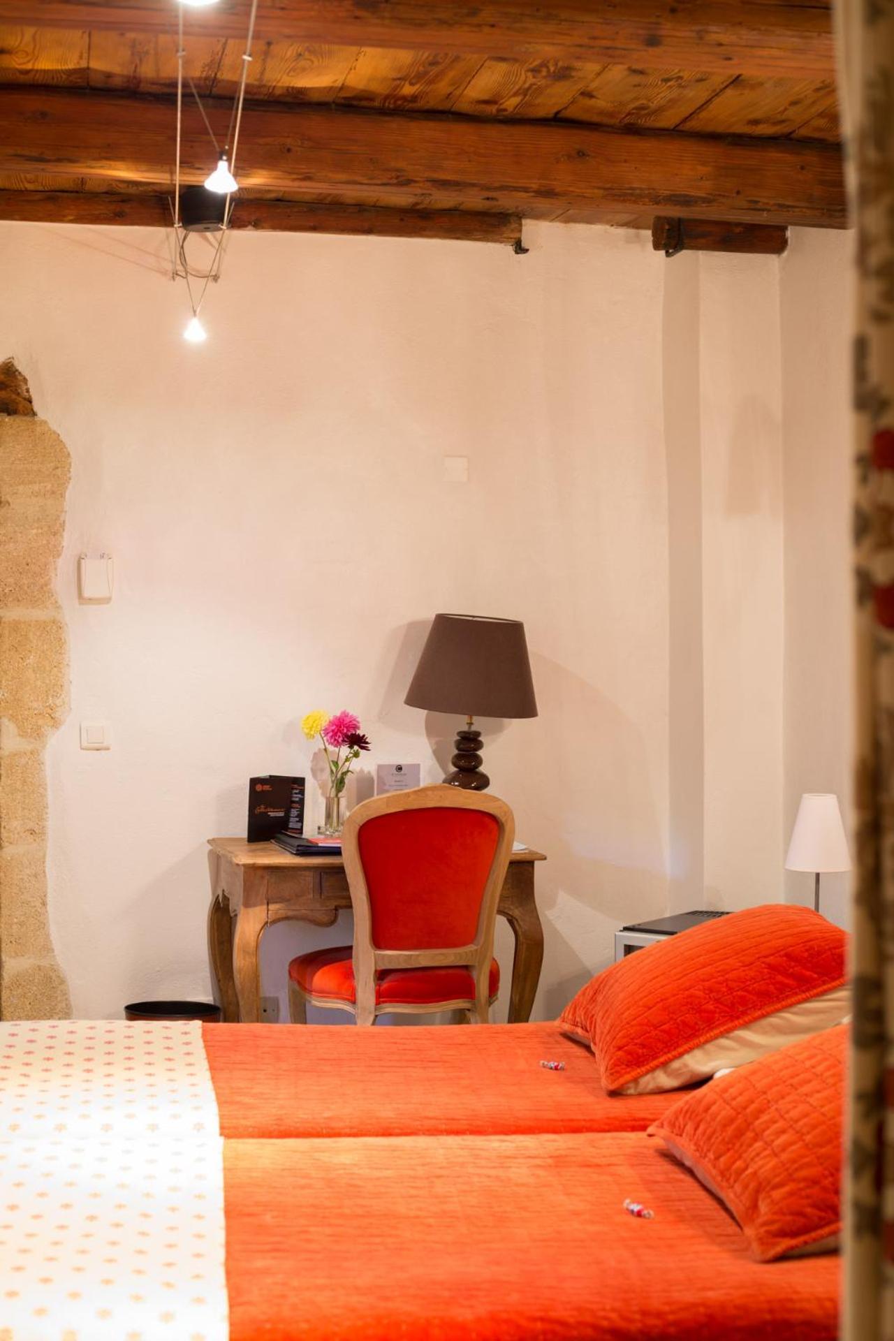 Le Castellas Hotel & Spa - Teritoria Collias 外观 照片