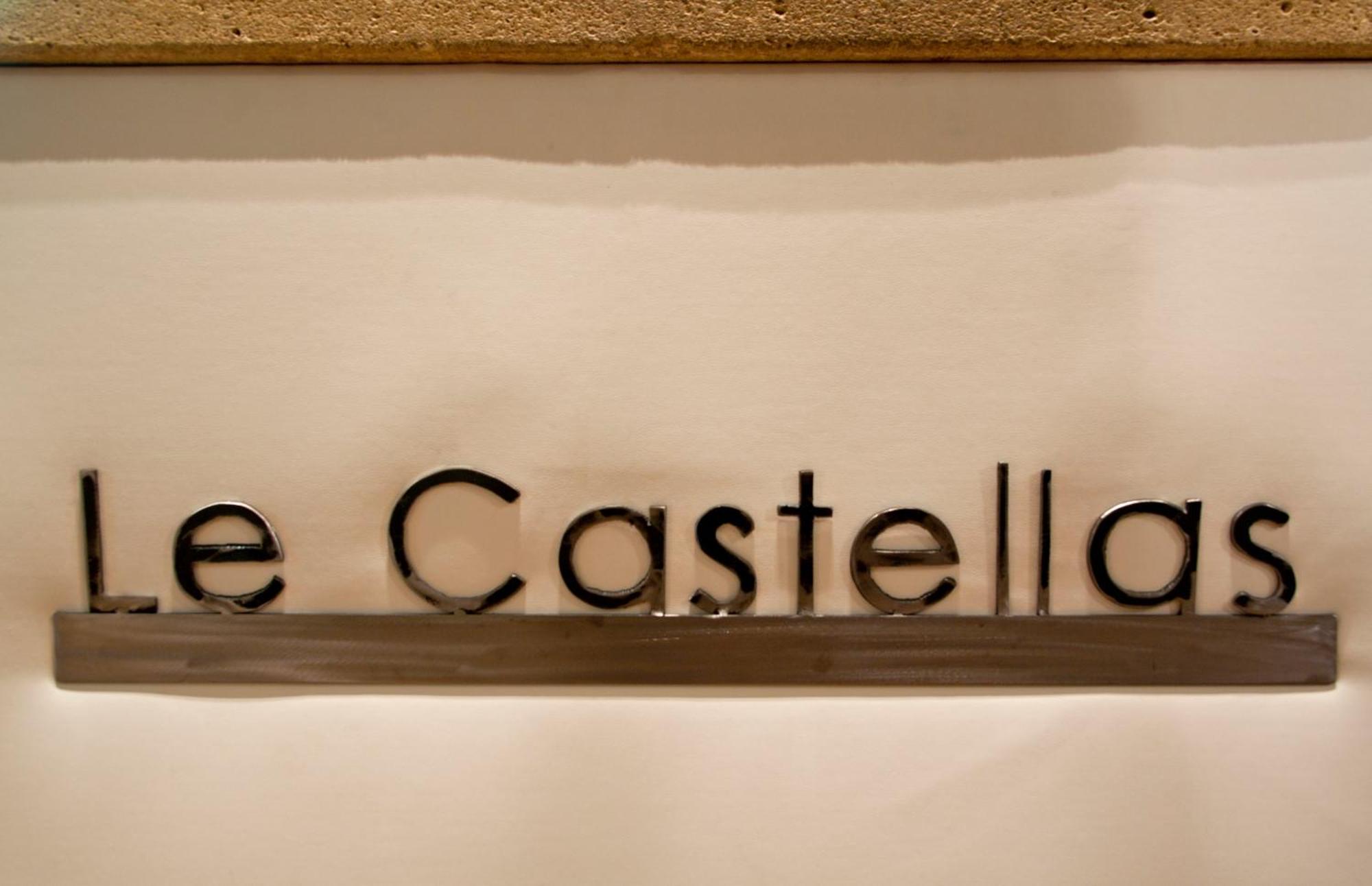 Le Castellas Hotel & Spa - Teritoria Collias 外观 照片