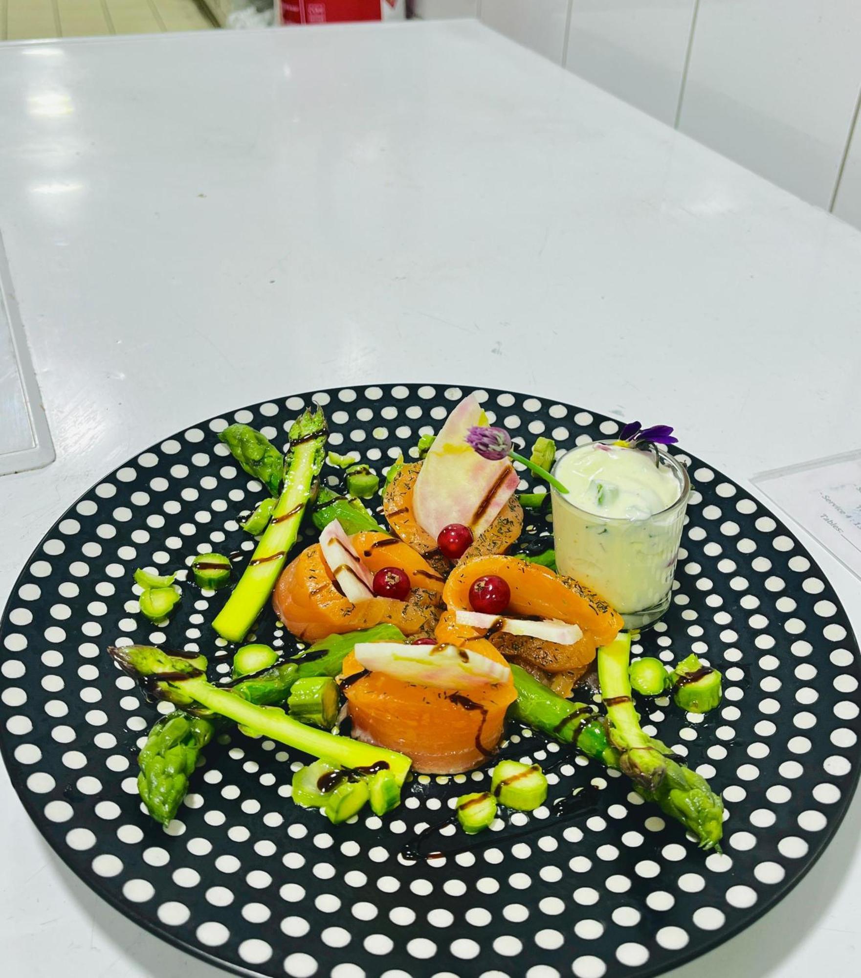 Le Castellas Hotel & Spa - Teritoria Collias 外观 照片