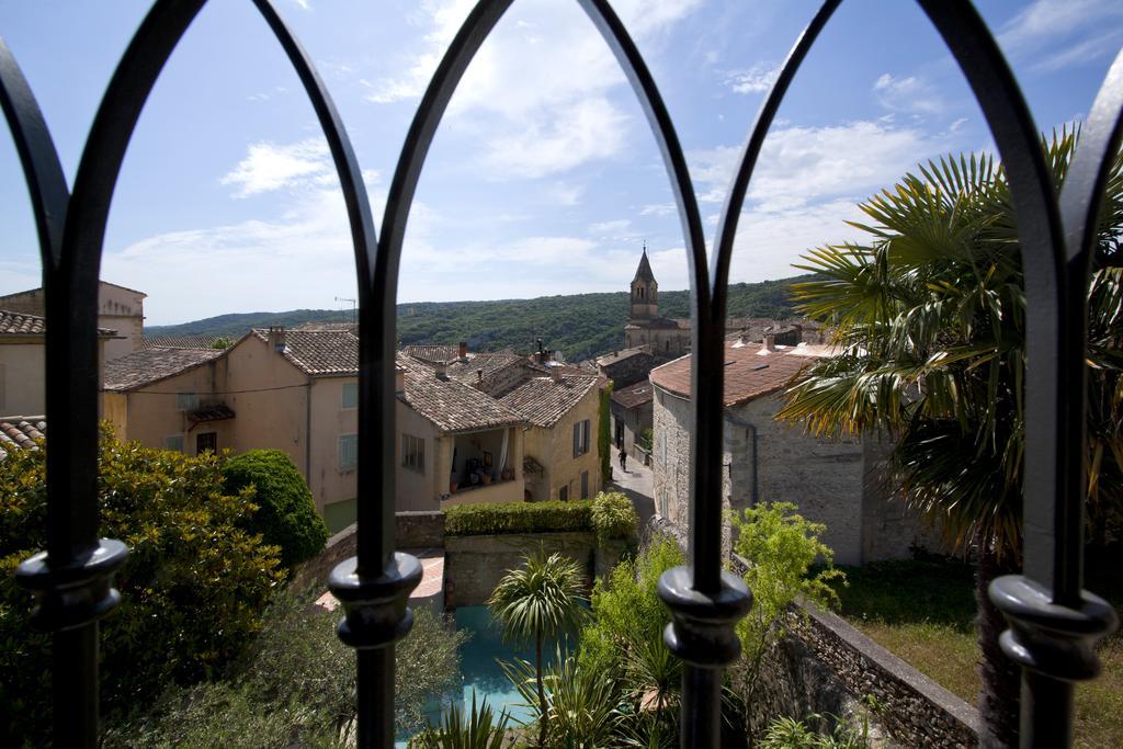 Le Castellas Hotel & Spa - Teritoria Collias 外观 照片